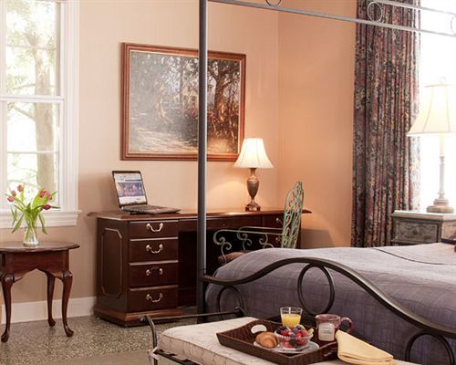 باتون روج The Stockade Bed And Breakfast المظهر الخارجي الصورة