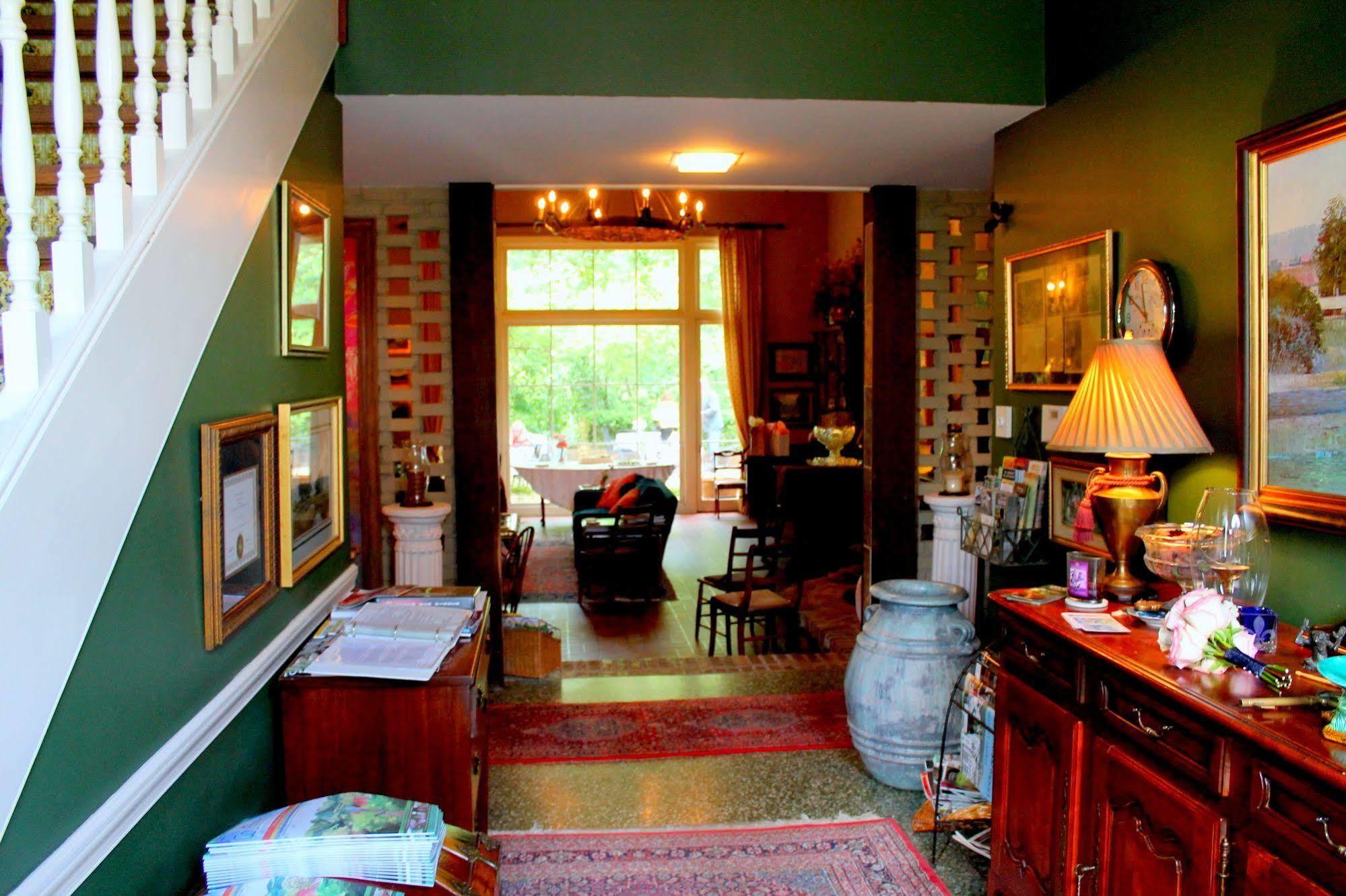 باتون روج The Stockade Bed And Breakfast المظهر الخارجي الصورة